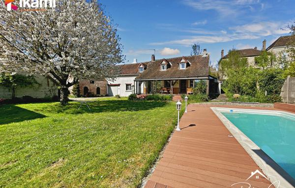 Maison 7 pièces de 171 m2 à Thorigny sur Oreuse (89260)