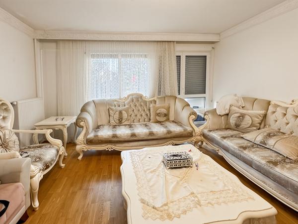 Appartement  6 pièces 111m² proche métro