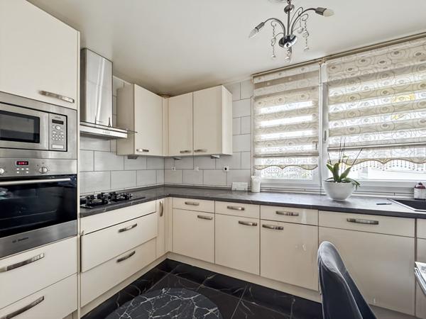 Appartement  6 pièces 111m² proche métro