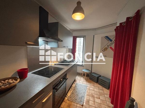 Location Appartement 3 pièces 65.75 m² - 6 PLACE DE GENEVE Chambery 73000