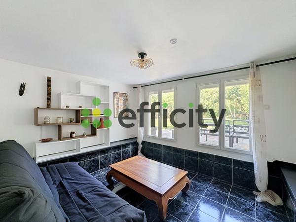 Maison
         7 pièces
        - 134 m² 548 000 € *