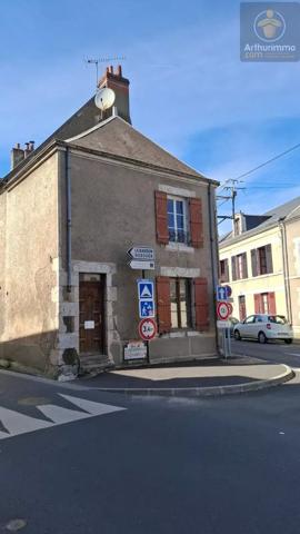 Vente                                                      Immeuble
                        
                     4 pièces                      91 m2                     à Meung-sur-Loire