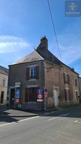 Vente                                                      Immeuble
                        
                     4 pièces                      91 m2                     à Meung-sur-Loire