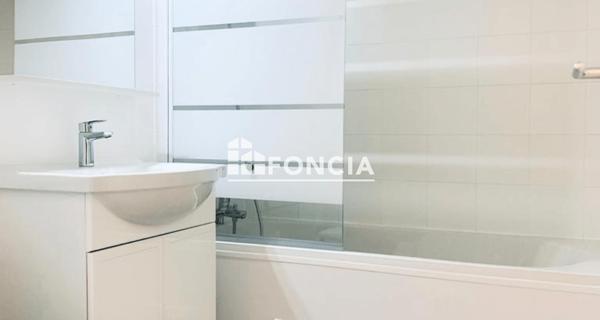 Location Studio 30.54 m² - Bagneux 92220