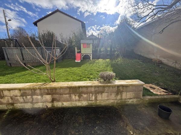 Location / Maison T4