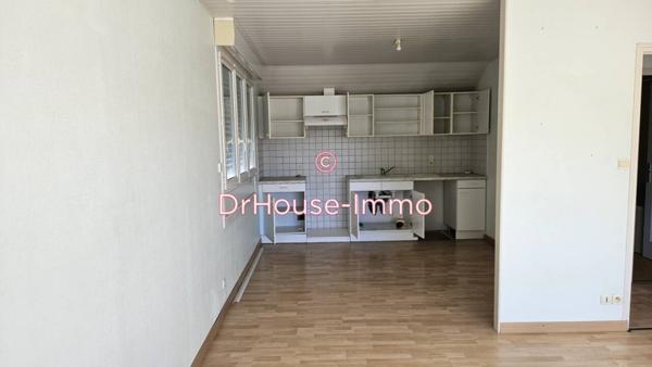 Immeuble à vendre 15 pièces de 366 m²