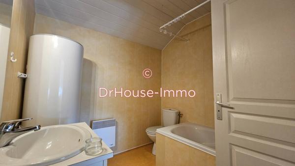Immeuble à vendre 15 pièces de 366 m²