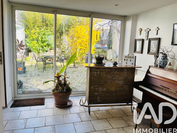 Maison à vendre 7 pièces 145 m² Aunay-sous-Auneau