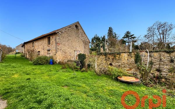 Maison à vendre    3 pièces • 104 m2 Coust