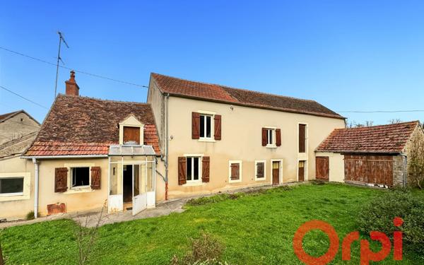 Maison à vendre    3 pièces • 104 m2 Coust