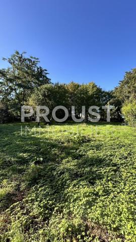 Saint Liguaire Terrain de 1440 m² avec accès rivière