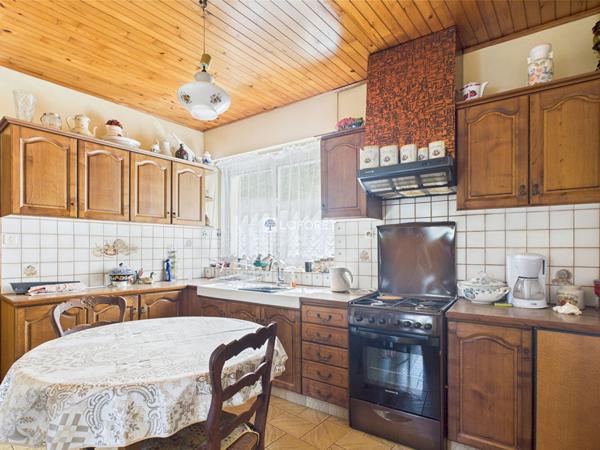 Achat maison Châteaulin - 6 pièce(s) - 101 m² - 145 800 €