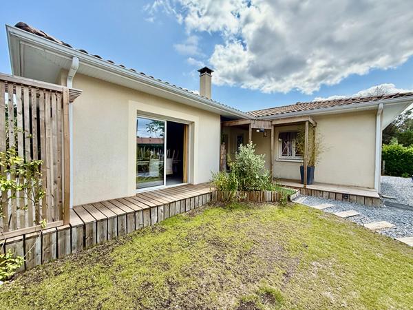 33380 MIOS Maison avec logement indépendant attenant.