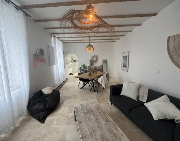 Maison de ville de plain-pied
