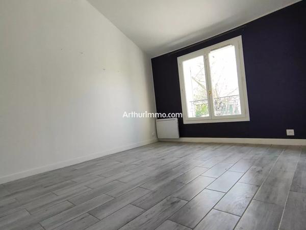 Location                                                      Maison
                        
                     3 pièces                      71 m2                     à Sucy-en-Brie