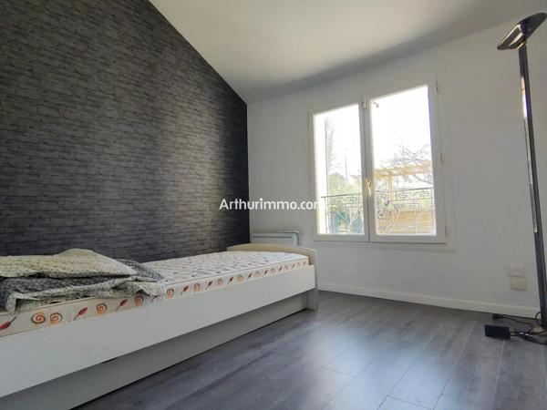 Location                                                      Maison
                        
                     3 pièces                      71 m2                     à Sucy-en-Brie