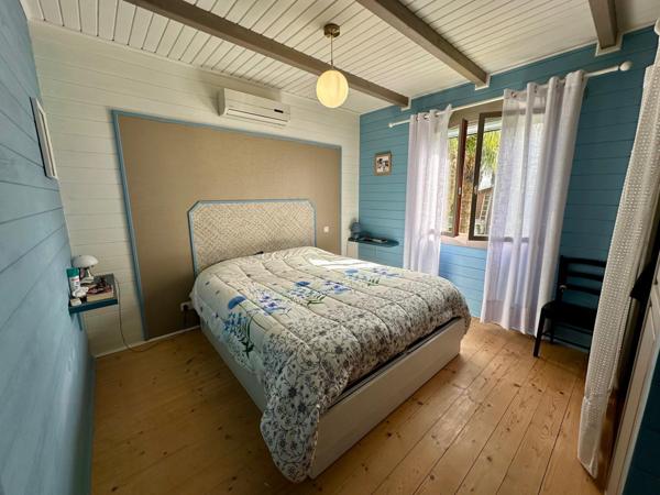 Maison en bois massif de 120m² avec gîte indépendant attenant sur une parcelle de 2800m²