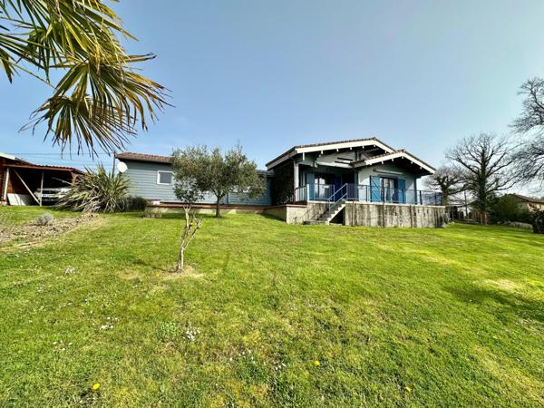 Maison en bois massif de 120m² avec gîte indépendant attenant sur une parcelle de 2800m²