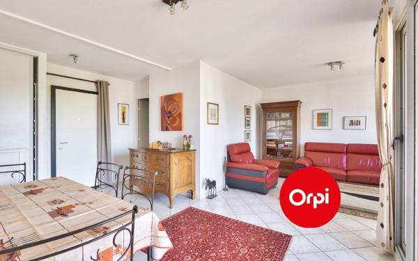 Appartement à vendre    5 pièces • 98 m2 Saint-Priest