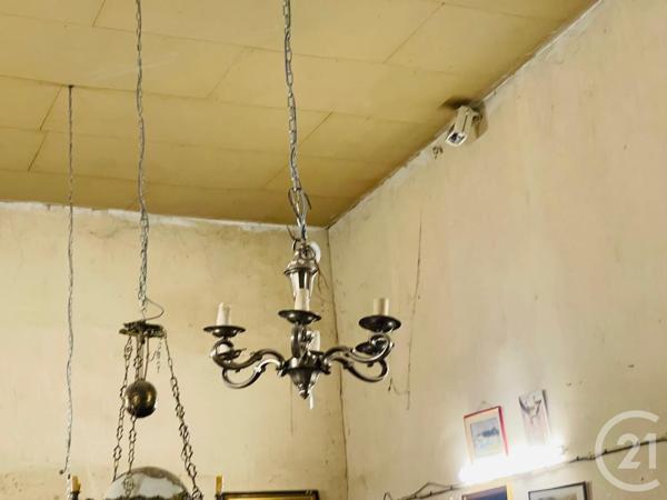 à vendre  390 m2 SAZE - 30