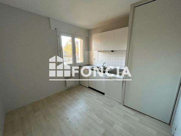 Location Appartement 3 pièces 66.22 m² - RESIDENCE ACADIE - 29 BOULEVARD SAVARI Poitiers 86000