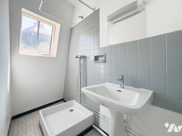 Studio de 19,49m2 (16,61 loi Carrez) lumineux et au calme