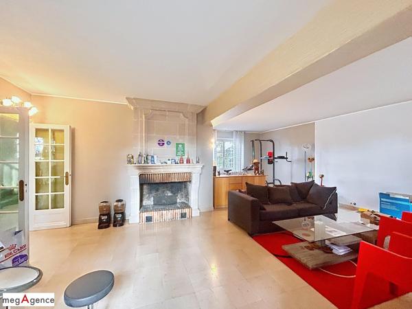 Maison à Romorantin-Lanthenay, 41200 - 10 pièces 221m²