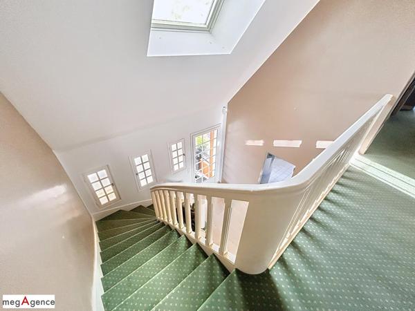 Maison à Romorantin-Lanthenay, 41200 - 10 pièces 221m²