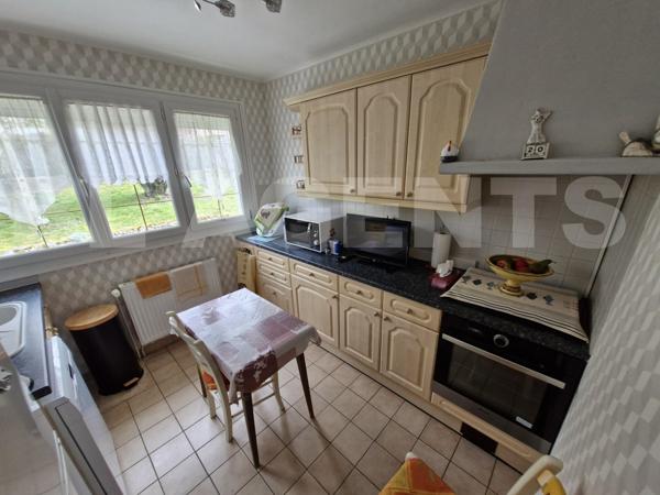 Maison plein pied avec potentiel.