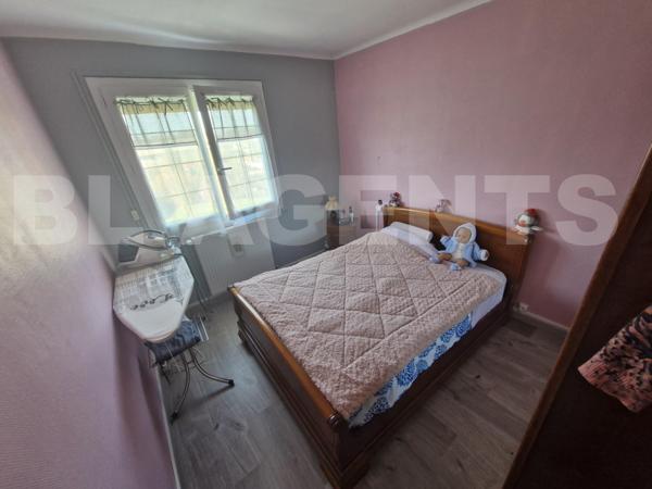 Maison plein pied avec potentiel.