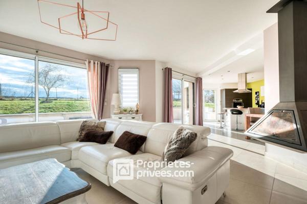 Maison d'architecte baignée de lumière