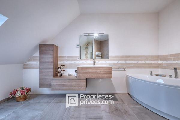 Maison d'architecte baignée de lumière