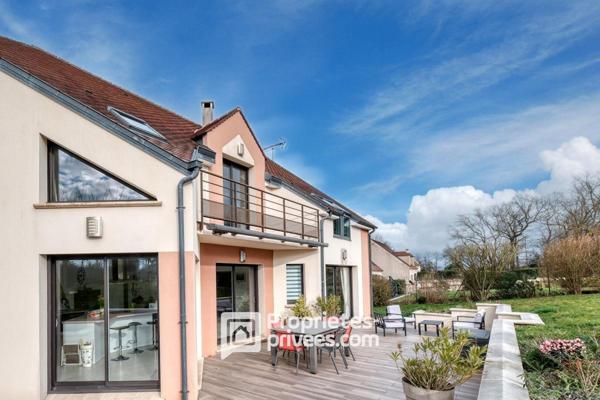 Maison d'architecte baignée de lumière