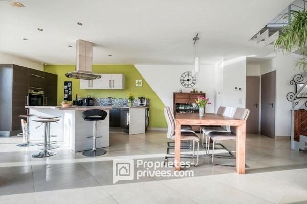 Maison d'architecte baignée de lumière