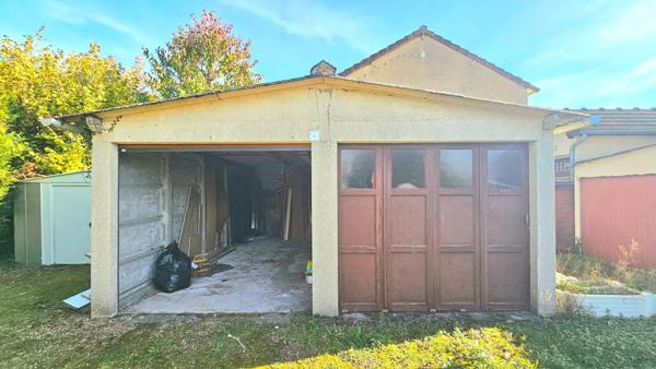 Maison 4 pièces 100m² de plain-pied sur un grand terrain de 3140 m²