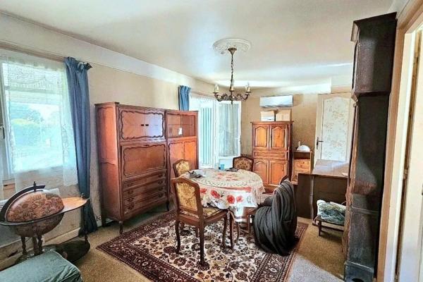 Maison 4 pièces 100m² de plain-pied sur un grand terrain de 3140 m²