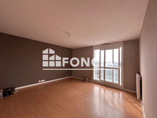 Location Appartement 2 pièces 47.35 m² - 17 PLACE NAPOLEON III Brest 29200