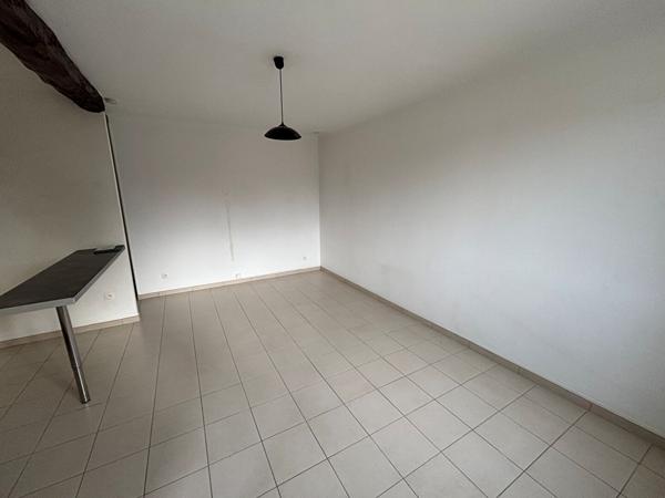 APPARTEMENT T2 L'ISLE SUR LA SORGUE 37.61m² AVEC PARKING