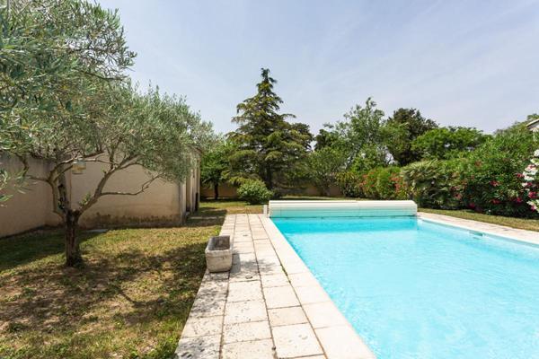 Maison Avignon 9 pièce(s) 267 m2     780 000