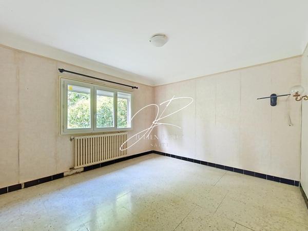 Maison T7 5 chambres 175 m² divisée en 2 appartements