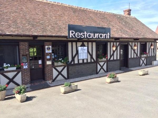 Murs & fonds restaurant gastronomique secteur Dreux (28) 300 m2