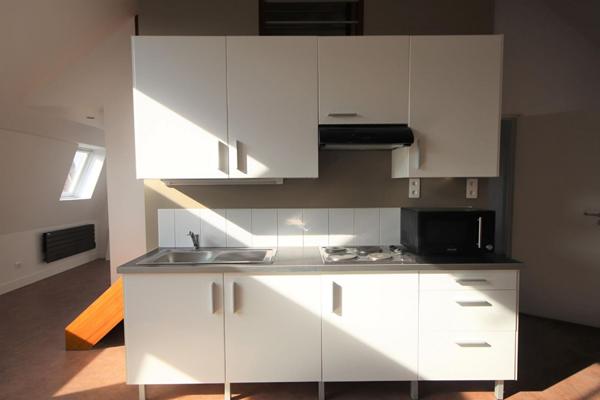 A LOUER : T2 à LILLE • Rue des Postes - Wazemmes • 800 € CC • Réf. 611-2B