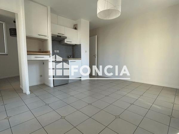 Location Studio 30.03 m² - VILLA SOPHIA Toulouse 31400