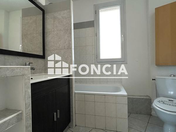 Location Studio 30.03 m² - VILLA SOPHIA Toulouse 31400