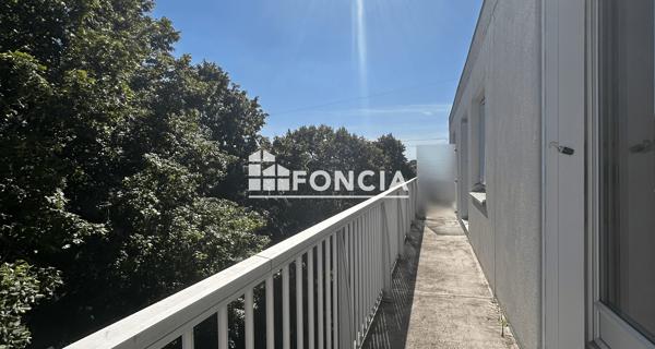 Location Appartement meublé 2 pièces 49.98 m² - Magny-les-hameaux 78114