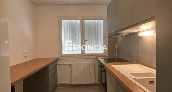 Location Appartement meublé 2 pièces 49.98 m² - Magny-les-hameaux 78114