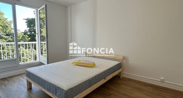 Location Appartement meublé 2 pièces 49.98 m² - Magny-les-hameaux 78114