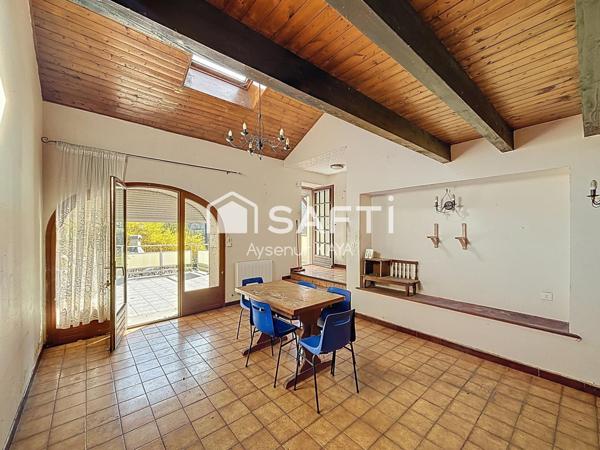 Bien rare à la vente