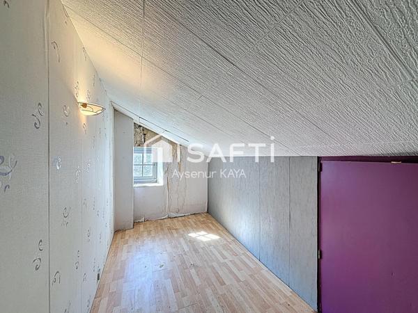 Bien rare à la vente