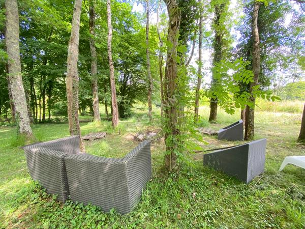 Maison située au sud LOUHANS et ses 157 arcades, proche de l'autoroute A39 et de l'A6